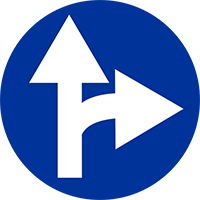Znak C-6 Nakaz jazdy prosto lub skrętu w prawo.